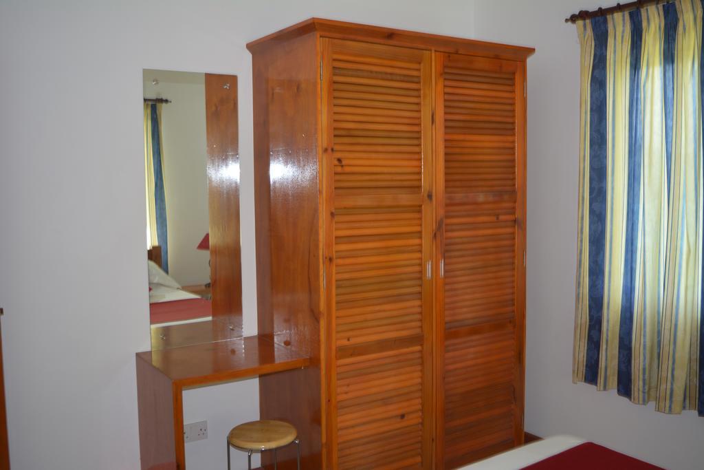 Manfiyo Guest House Anse Boileau 외부 사진