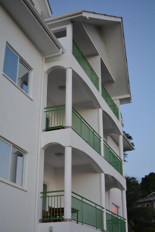 Manfiyo Guest House Anse Boileau 외부 사진